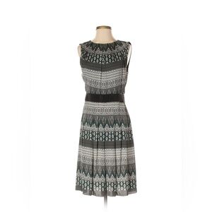 L'AGENCE Black and White Sheath Dress Sleeveless Crew Neck